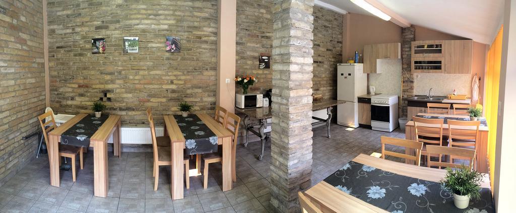 Mediterran Vendeghaz Kecskemet Bagian luar foto