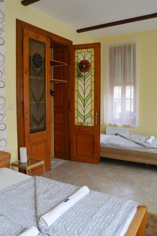 Mediterran Vendeghaz Kecskemet Bagian luar foto